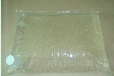 Transparente Plastiktasche Soems im Kasten, der mit Tülle für Gel verpackt